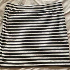 Black & white striped skirt